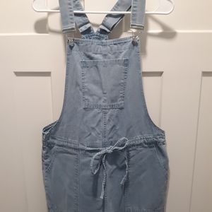 Lightweight summer overalls in a size medium